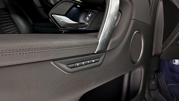 Land Rover Discovery Sport 9 of 12