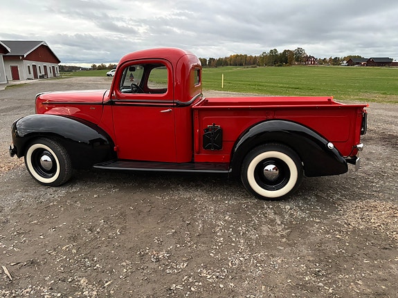 Ford V8 5 of 5