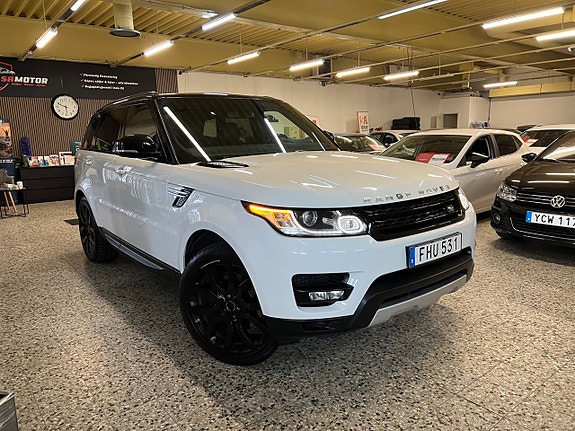 Land Rover Range Rover Sport 4 of 5