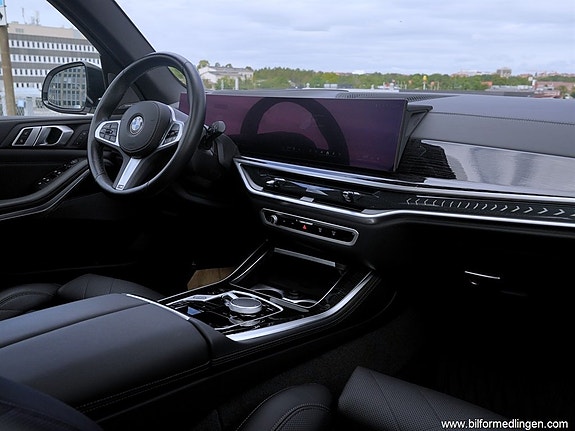 BMW X5 8 of 26