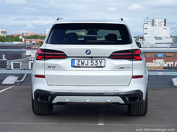 BMW X5 25 of 26