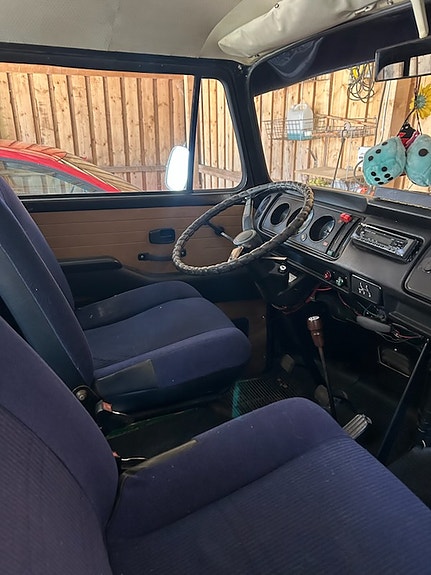 Volkswagen Transporter 4 of 5