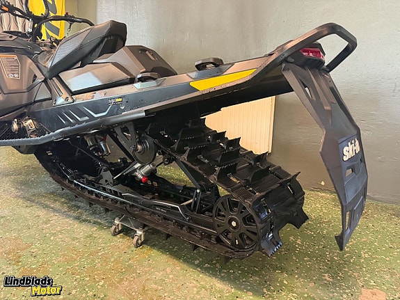 Ski-Doo Backcountry XRS 146" 850 E-TEC -22 m. avdragbar moms 4 of 5