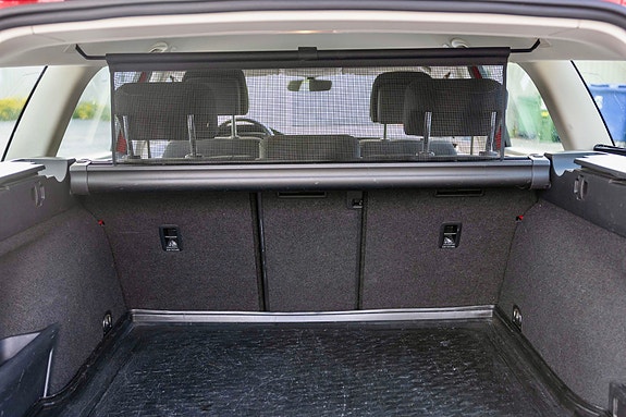 Volkswagen Passat 8 of 13