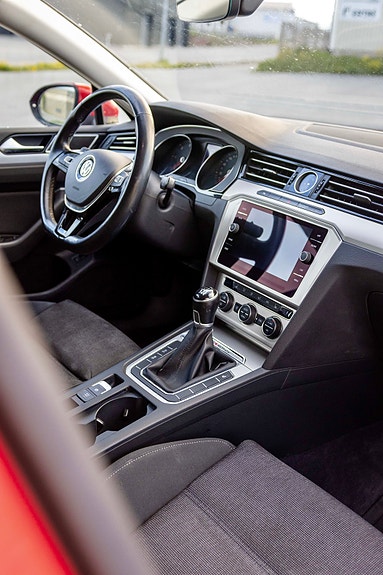 Volkswagen Passat 4 of 5