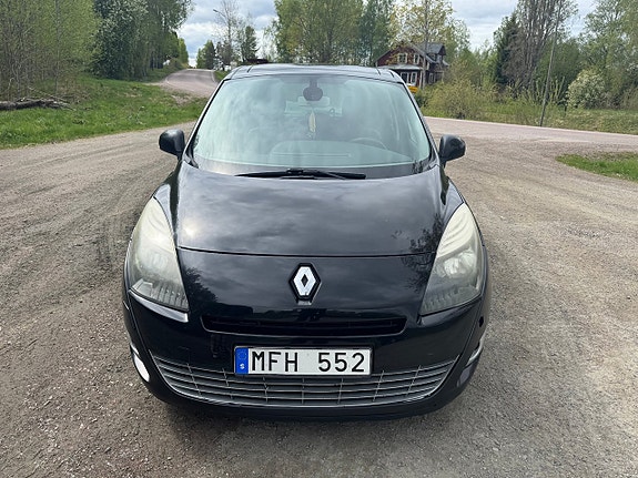 Renault Grand Scenic III 13 of 16