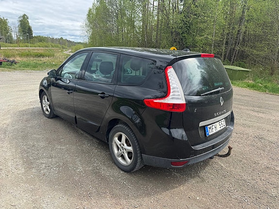 Renault Grand Scenic III 5 of 5