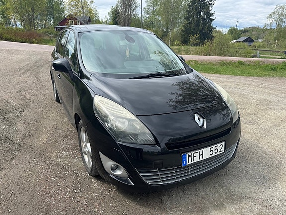 Renault Grand Scenic III 12 of 16