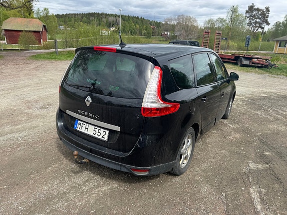 Renault Grand Scenic III 8 of 16