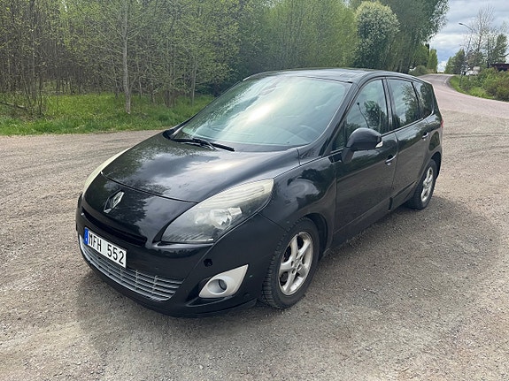 Renault Grand Scenic III 2 of 5
