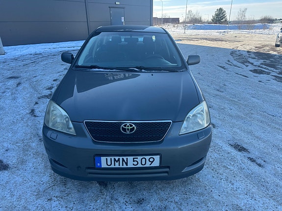 Toyota Corolla 9 of 13