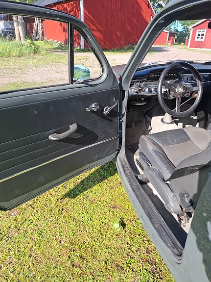 Volvo PV 3 of 4