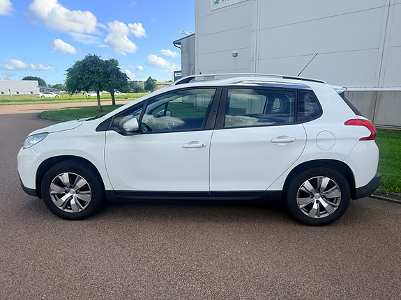 Peugeot 2008 3 of 5