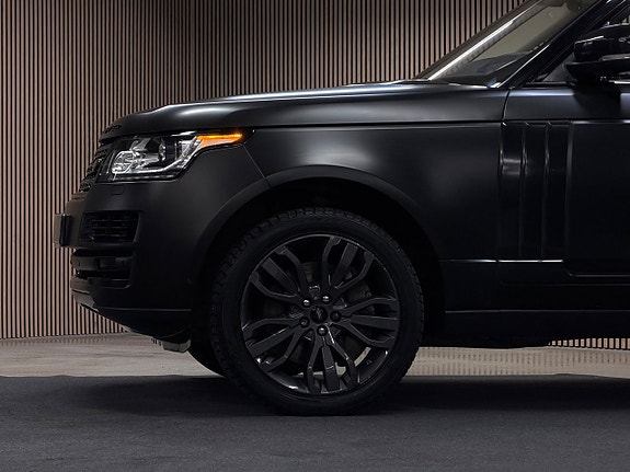 Land Rover Range Rover 4 of 5