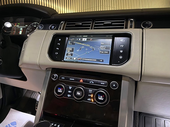 Land Rover Range Rover 17 of 27