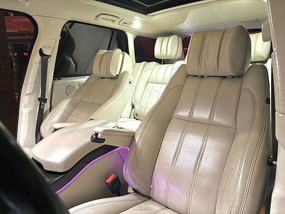 Land Rover Range Rover 21 of 27