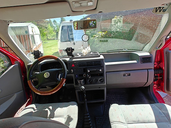 Volkswagen T4 5 of 6