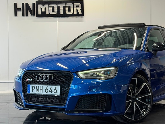 Audi RS3 2 of 5
