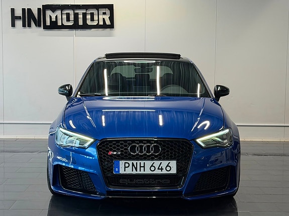 Audi RS3 4 of 5