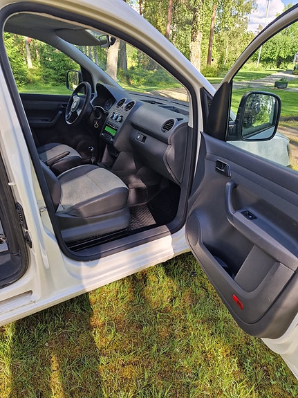 Volkswagen Caddy 3 of 5