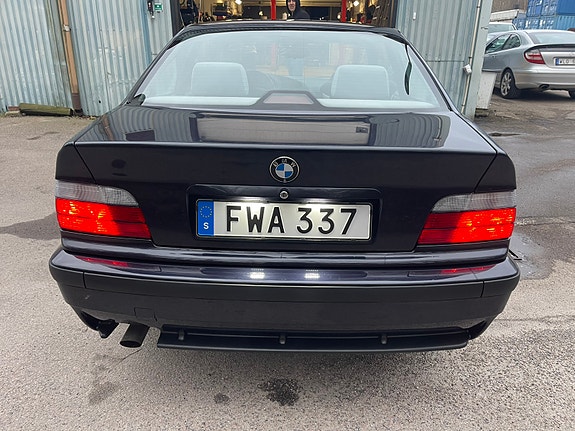 BMW 323Ci 12 of 13