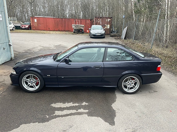 BMW 323Ci 10 of 13