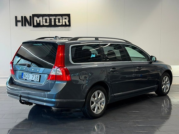 Volvo V70 6 of 26
