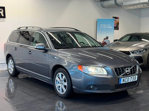 Volvo V70 4 of 26