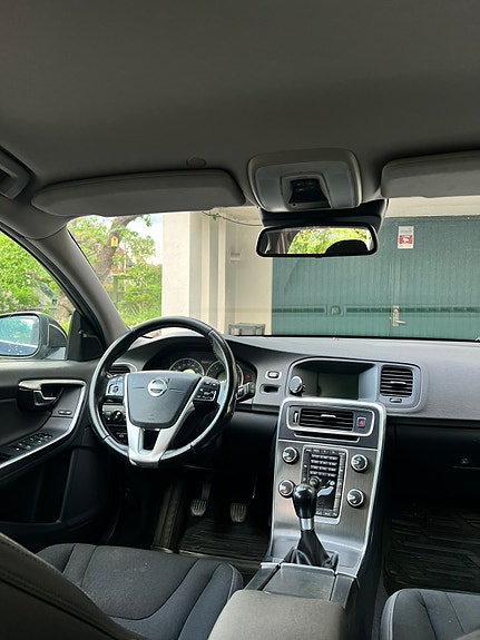 Volvo V60 6 of 6