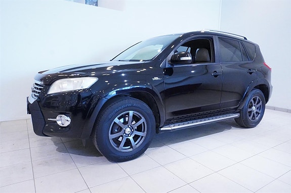Toyota RAV4 3 of 5