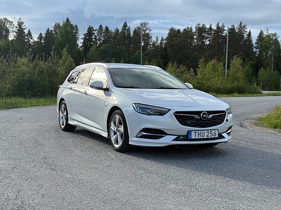 Opel Insignia 4 of 5