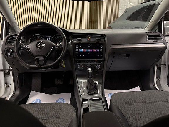 Volkswagen Golf I 16 of 22
