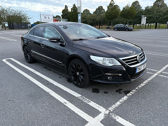 Volkswagen Passat CC 5 of 5