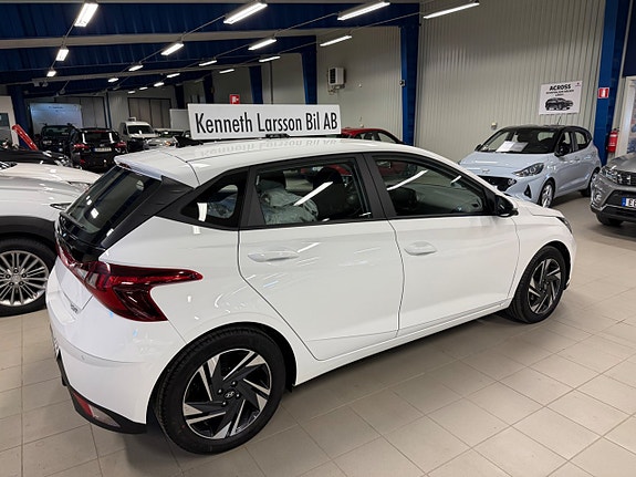 Hyundai i20 3 of 5