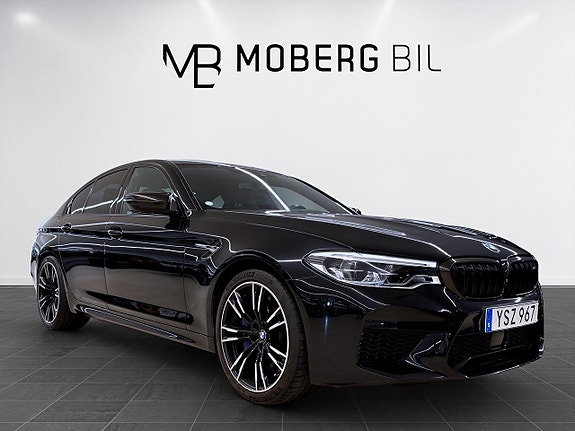 BMW M5 3 of 19