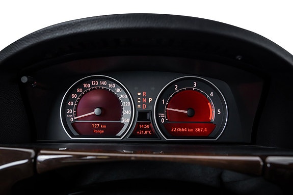 BMW 730 13 of 24