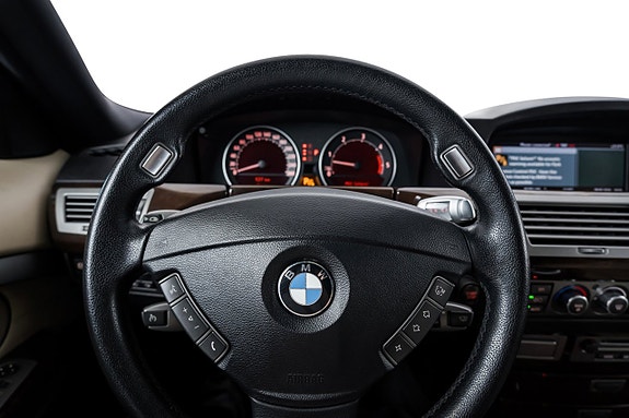 BMW 730 12 of 24