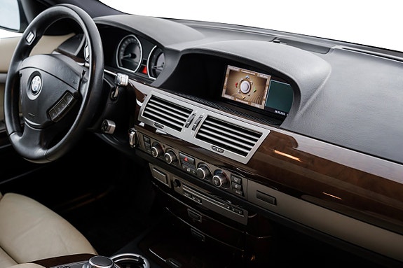 BMW 730 23 of 24