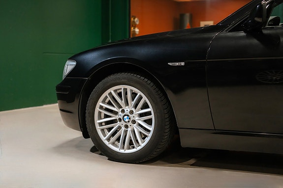 BMW 730 7 of 24