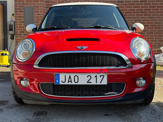 MINI John Cooper Works 3 of 5