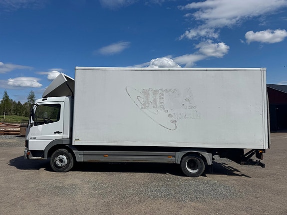 Mercedes-Benz Trucks Atego 4.2 3 of 5