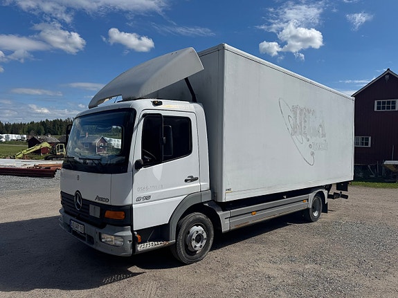 Mercedes-Benz Trucks Atego 4.2 2 of 5