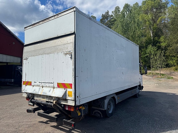 Mercedes-Benz Trucks Atego 4.2 6 of 14