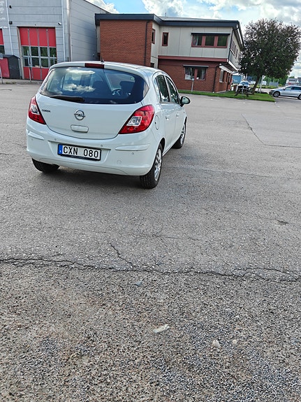 Opel Corsa 4 of 4