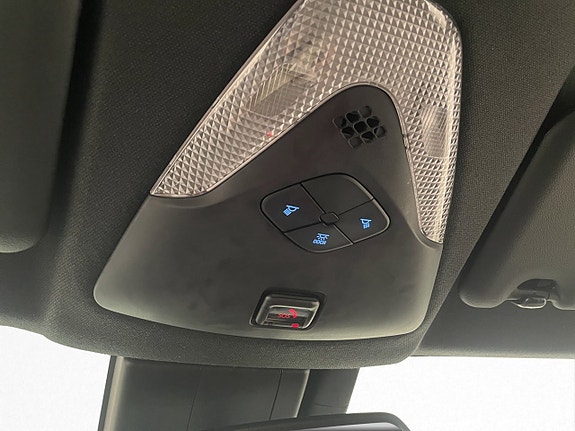 Toyota C-HR 24 of 28