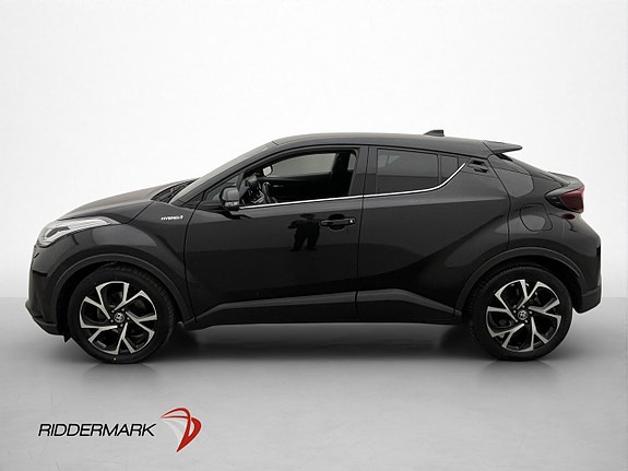 Toyota C-HR 4 of 5