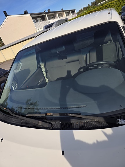Toyota HiAce 5 of 5