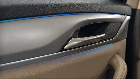 BMW 530e 12 of 27