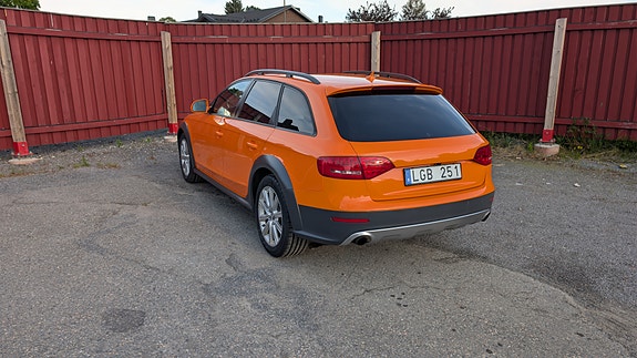 Audi A4 allroad 4 of 5