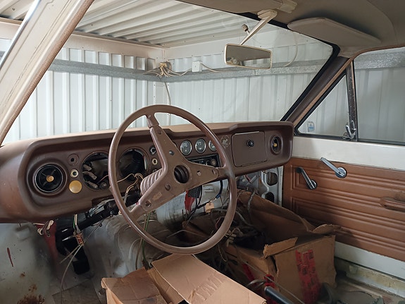 Ford Cortina 3 of 5